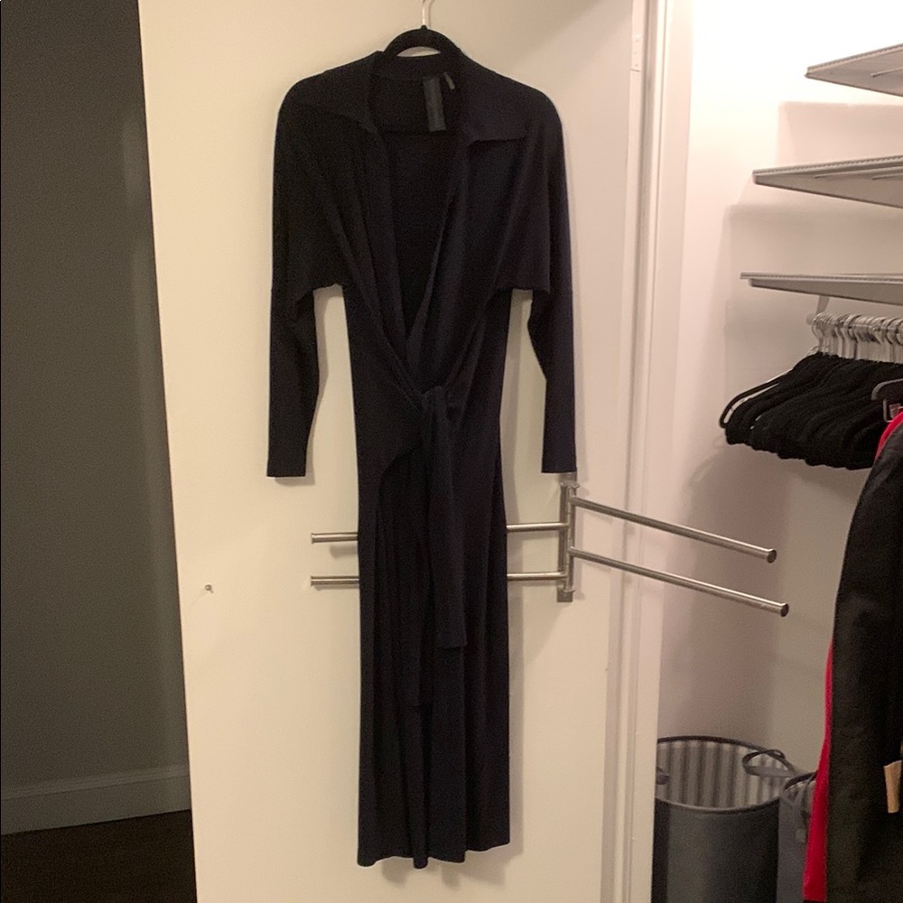 Elegant Black Long-Sleeve Jumper